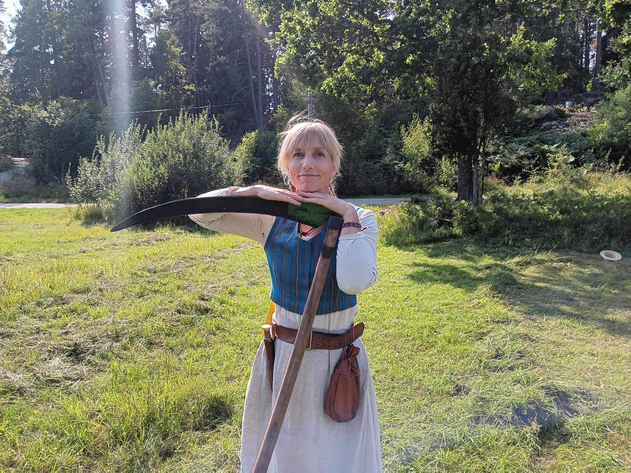 lieslåtter liekurs ängar biologisk mångfald beskärning äppelträd